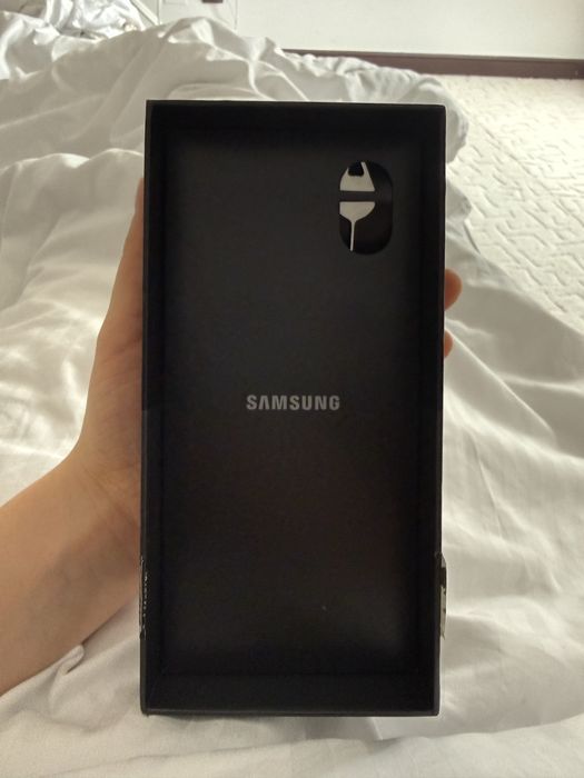 Samsung Galaxy Z Flip 4