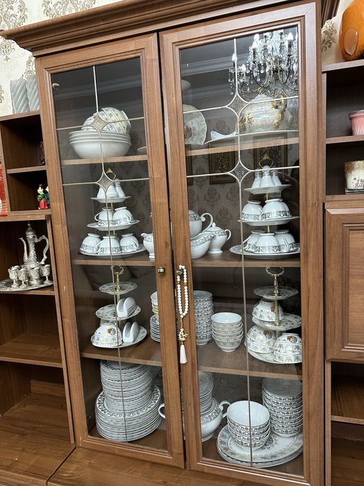 Шкаф-Витрина для зала