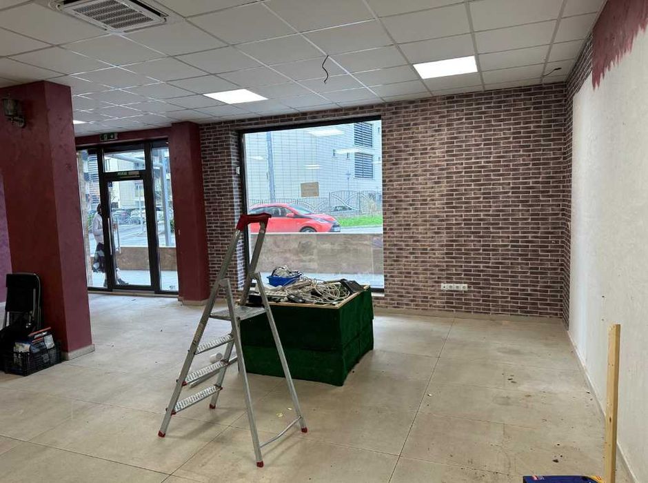 Дава се под наем Магазин в Варна, Център - 92 кв.м за 1097.01 € - Снимка #1