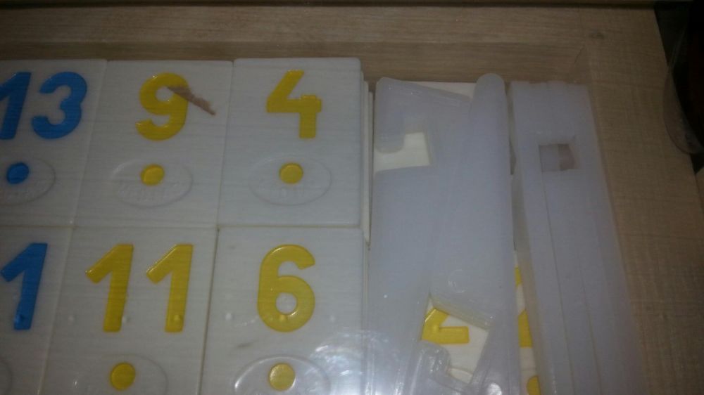 Joc Remy/Rummy Medias. Cutie lemn masiv. 106 piese piatra. In tipla!