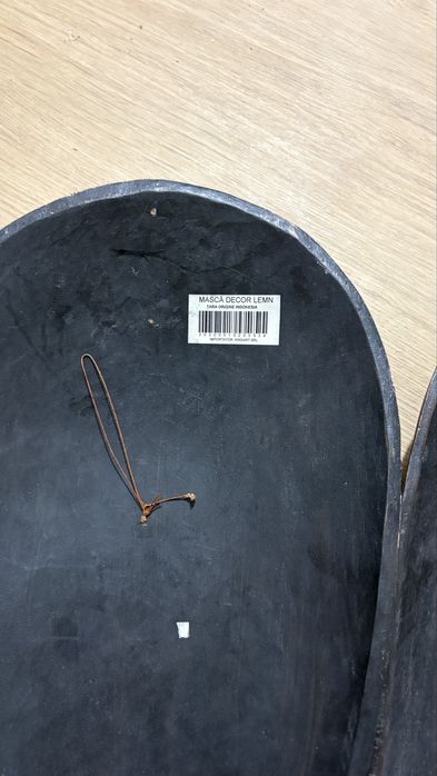 Devoratiuni interioare din lemn