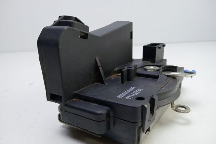 Broasca  usa spate  8200008468 Renault Trafic a 2-a generatie (faceli