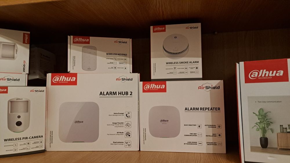 Alarma wifi Dahua pentru siguranta casei taleKit-ul Alarma.wifi este n