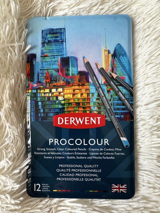 Продам цветные карандаши Derwent