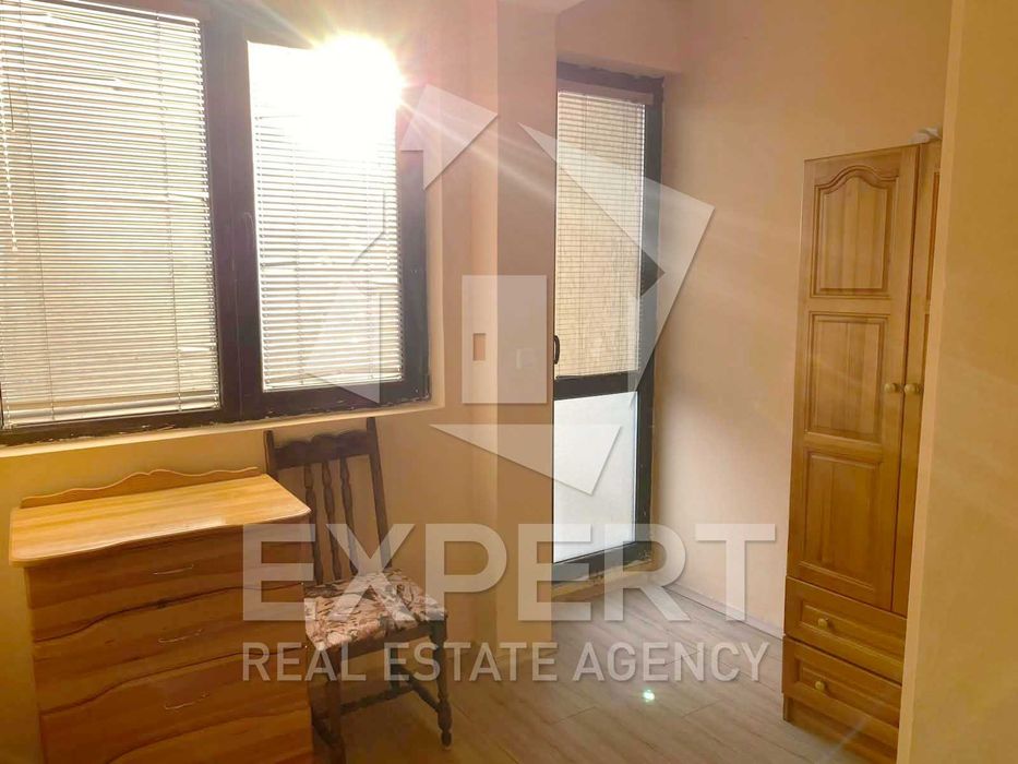 Дава се под наем Тристаен апартамент в Варна, Трошево - 100 кв.м за 598.23 € - Снимка #6