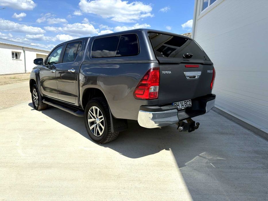 TOYOTA Hilux 2020 — imagine 3