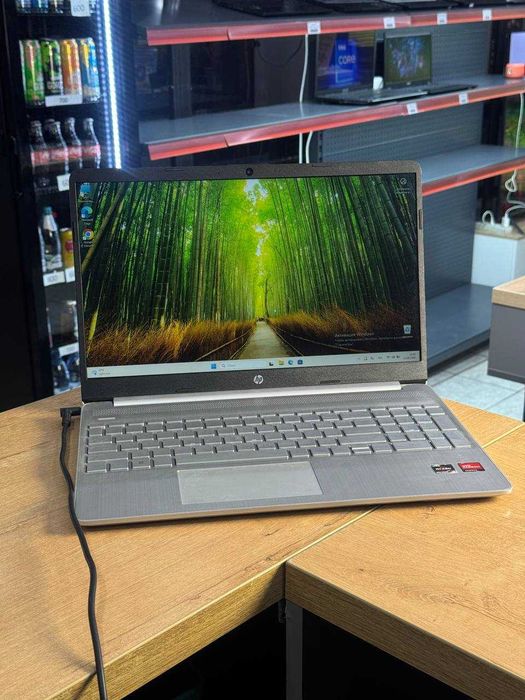 Ноутбук HP Ryzen 5(5)/ 8GB/ 512GB код886