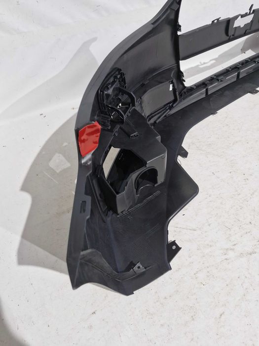 Bara fata Audi A4 B8 Facelift S-line 2011 - 2015 Piesa noua cu grile proiector si grila inferioara , gauri spalator far si 4 gauri senzori de parcare
