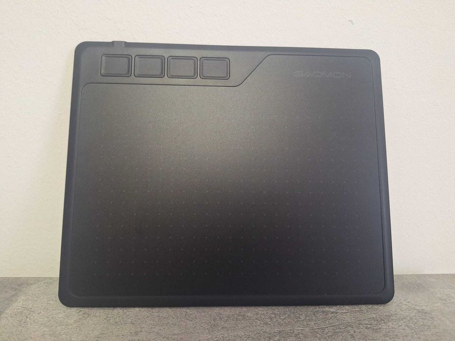 Tabletă Grafică Gaomon S620 (6.5 x 4 inch) – Stare Excelentă