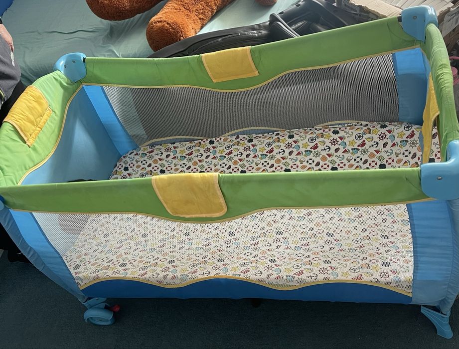 Бебешко легло