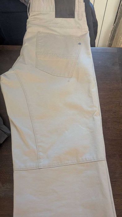 продам фирменные брендовые мужские джинсы и брюки на лето