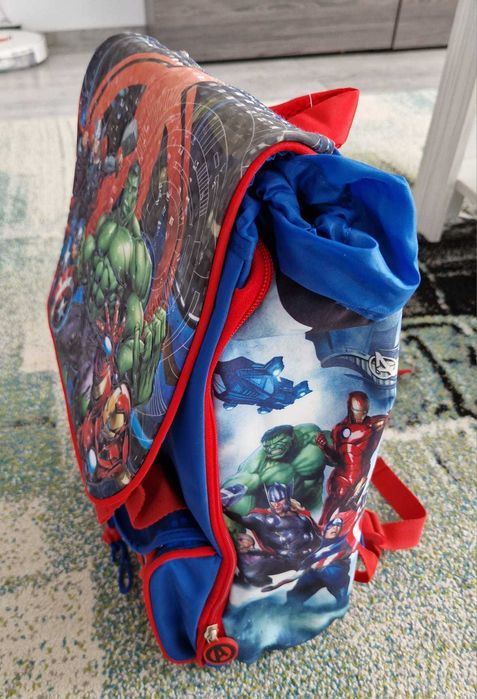 Ghiozdan ergonomic 16.5" inch Avengers pentru scoala