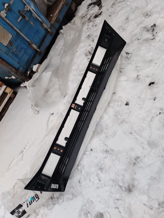 Бампер мерседес 124 новый