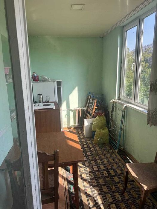 Срочно продается 2ком на Карасу2 77 серии