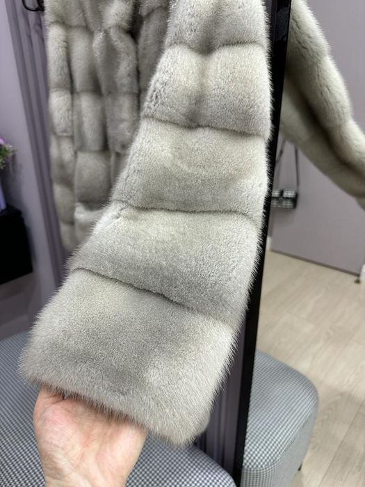 Норковая шуба белая