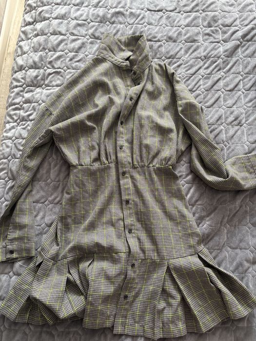 Отдам женские вещи