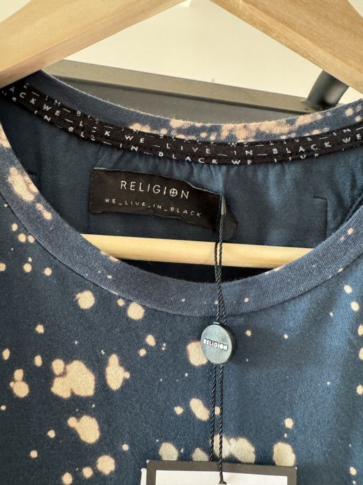 Tricou Religion UK