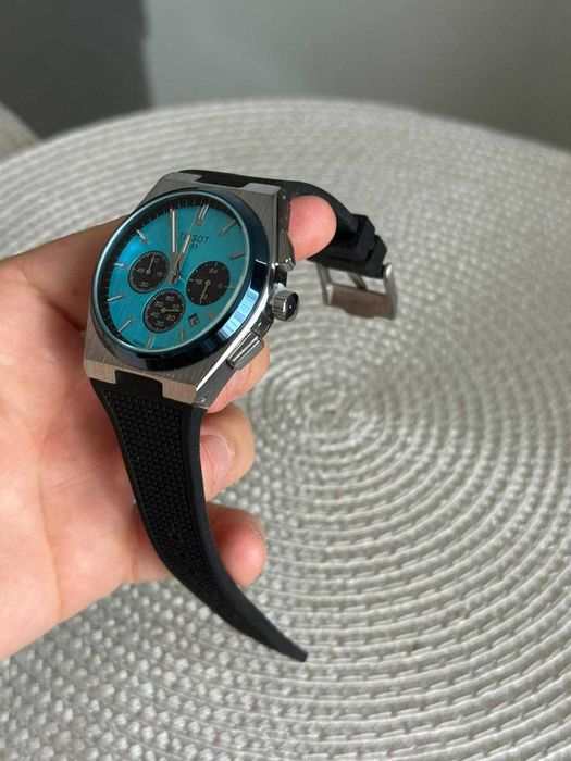 Ceasuri pe baterii elegante cu curea de silicon