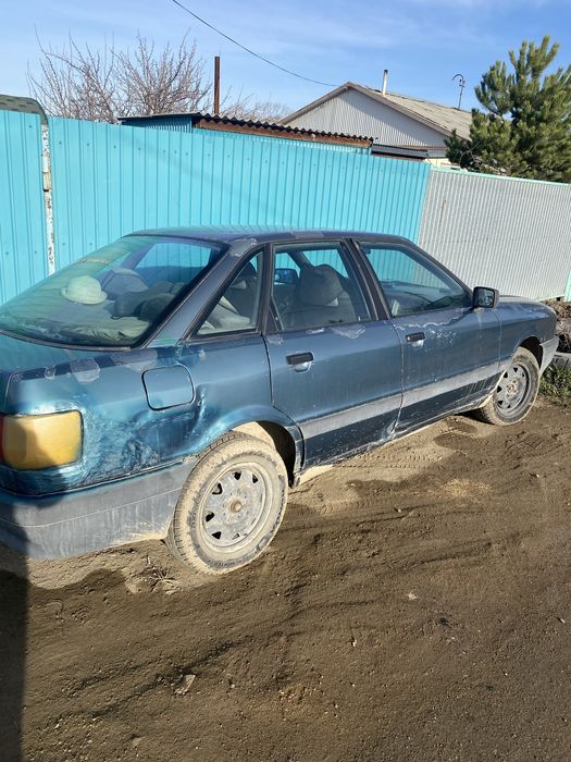 Продам машину ауди 80 б3