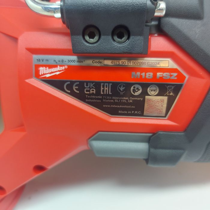 Акумулаторен безчетков саблен трион MILWAUKEE M18FSZ-0