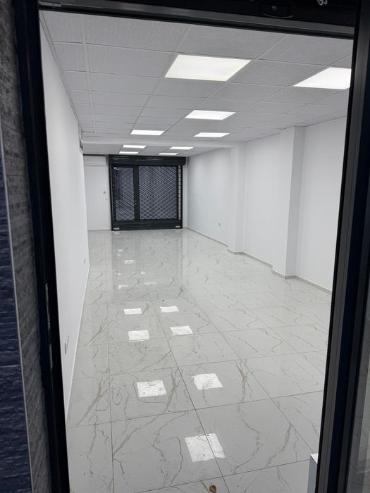 Търговски обект под наем аптека/магазин в района на Гранд мол Варна