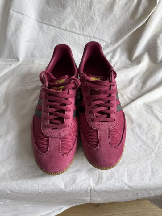 Adidasi Adidas numar 43