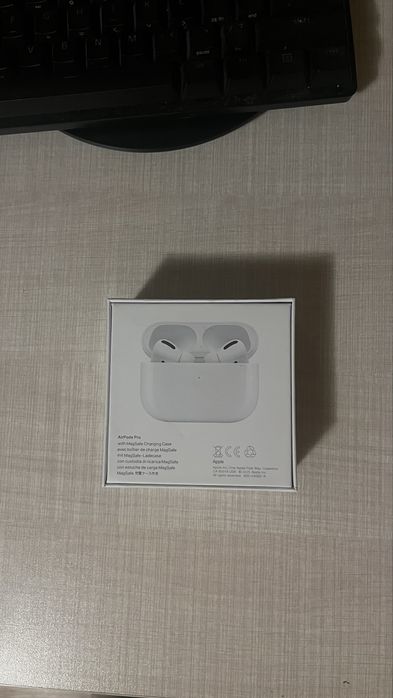 Продавам AirPods pro