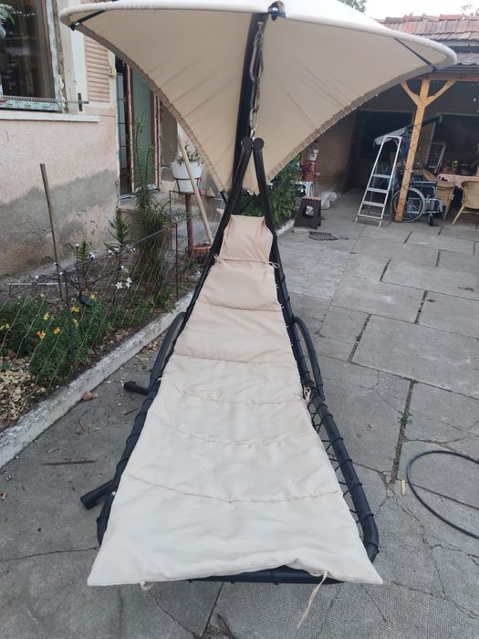 Vând balansoar suspendat de gradina