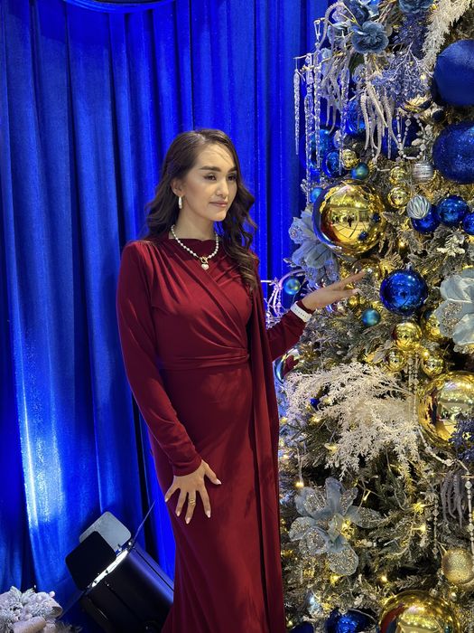 Продам совсем новое платье