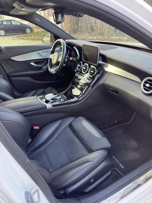 Mercedes Benz C450 AMG 4 matic