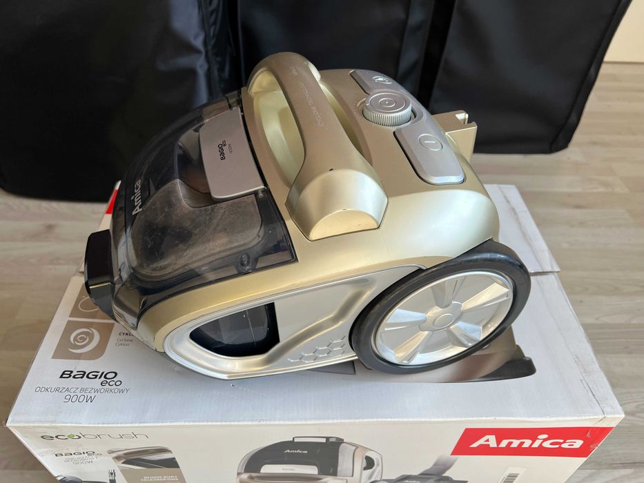 Прахосмукачка AMICA BAGIO ECO VM3045 златна
