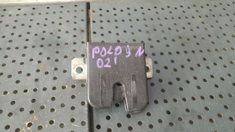 Broasca haion vw polo 9n 6q6827505b
