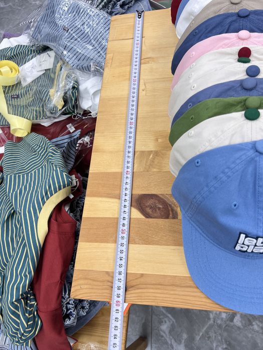 Стол из натурального дерева