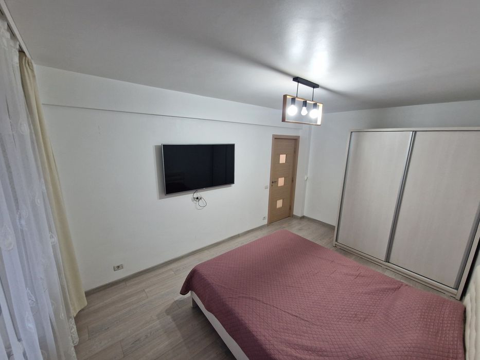 Inchiez apartament 3 camere