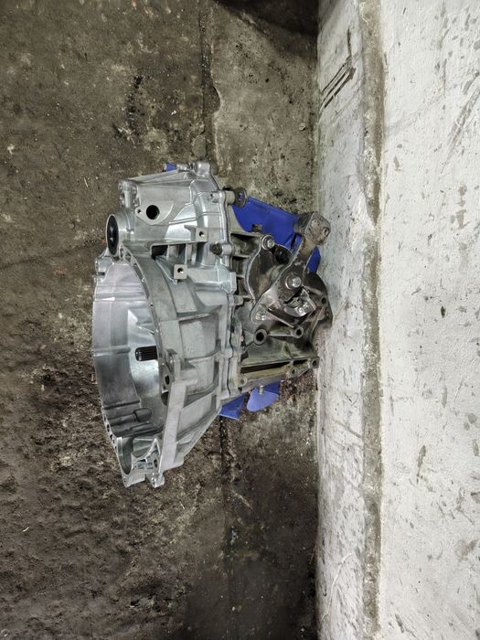 Продам кпп тросовая гранта, веста