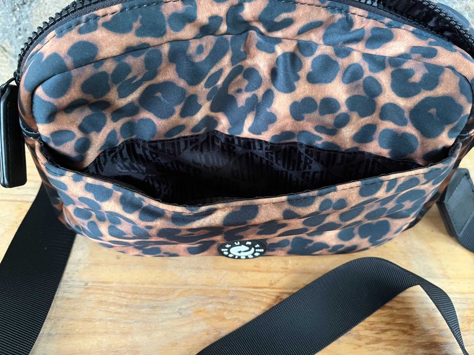 Чантичка Kurt Geiger