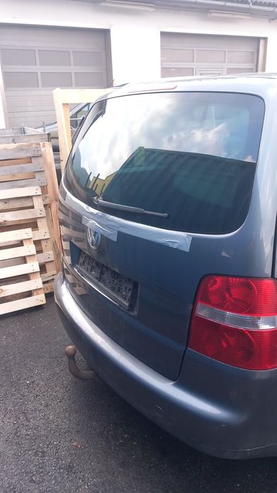 Фолксваген Туран 2.0 TDI 140 к.с. BKD