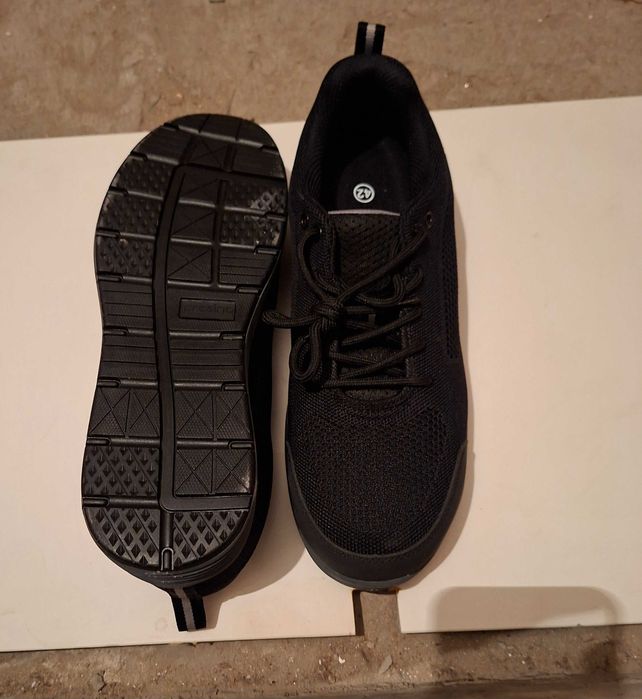 Работни обувки с металено бомбе