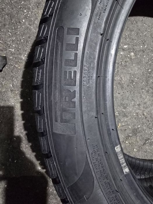 Anvelope Pirelli 255 45 19