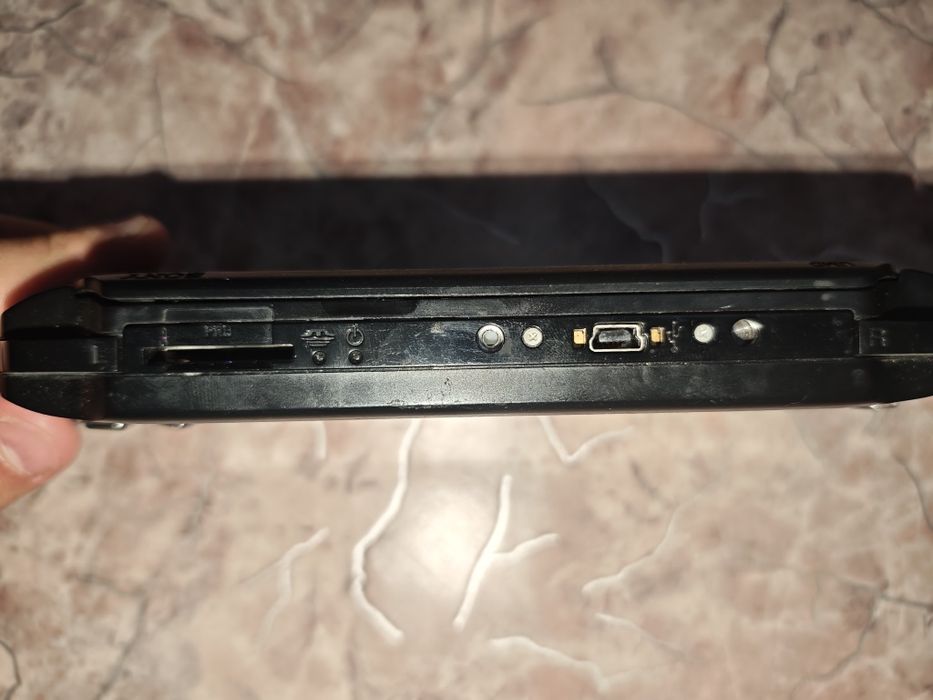 Продам PSP-E1004, б/у