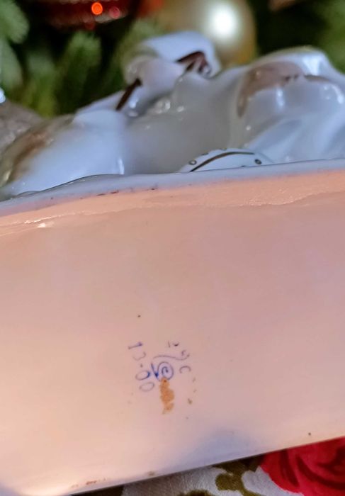 Фарфоровая статуэтка красноармеец на коне