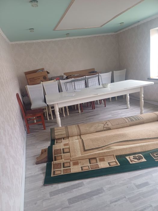 Стол стулья 10 штук