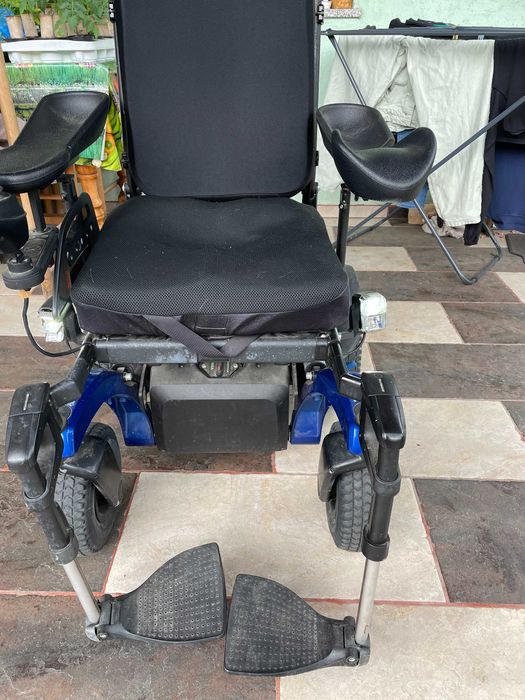 Fotoliu rulant electric Ottobock Juvo B5