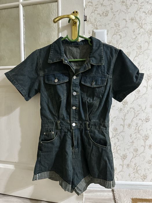 Джинсовый комбинезон короткий рост (160+)