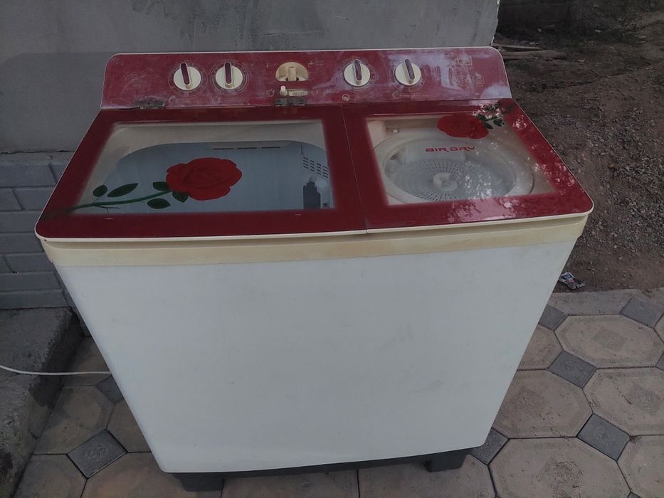 Срочно продам стиральную машину