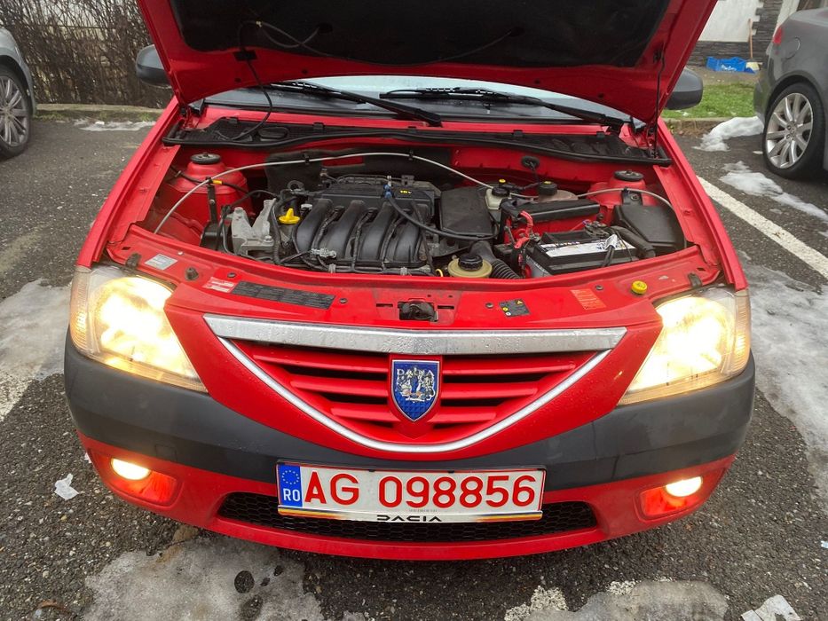 Vând Logan MCV  7 Locuri ,1.6 Benzina + GPL