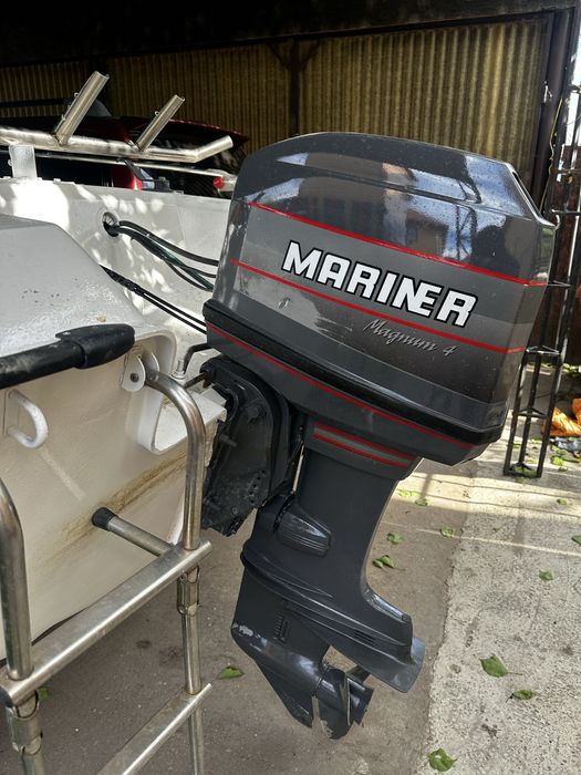 Motor barca MARINER magnum 4
