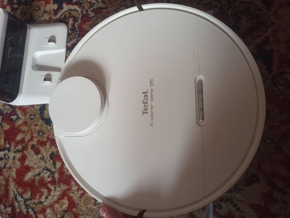 Продам Робот Пылесос