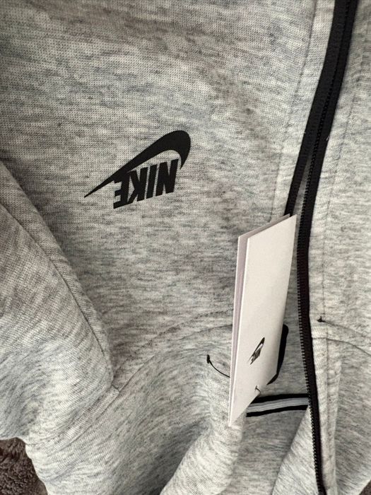 Bluza Nike Tech Gri Mărimea L