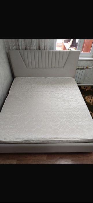 Кровать в отличном состоянии